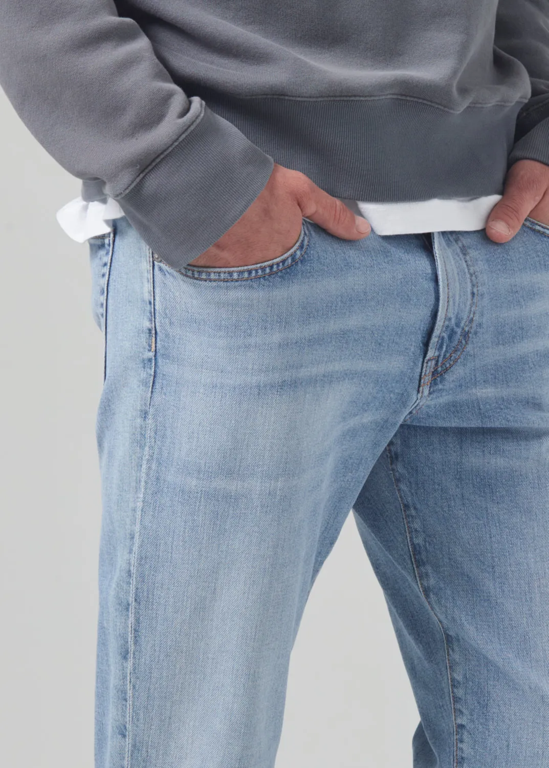 London Tapered Slim Archive in Circuit sold by Citizens Of Humanity product image thumbnail 5