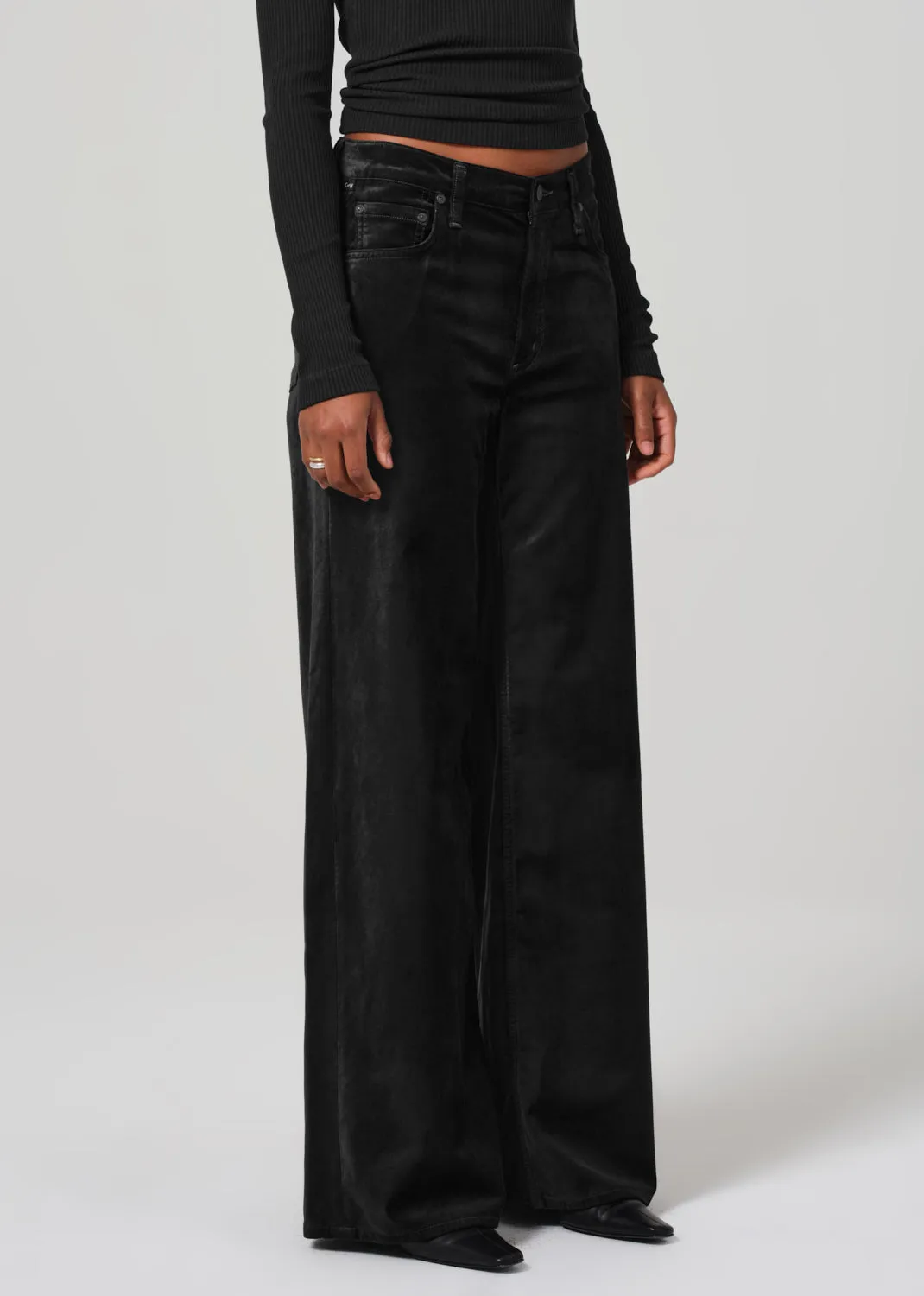 Lolli Mid Rise Baggy Velvet in Black sold by Citizens Of Humanity product image thumbnail 4