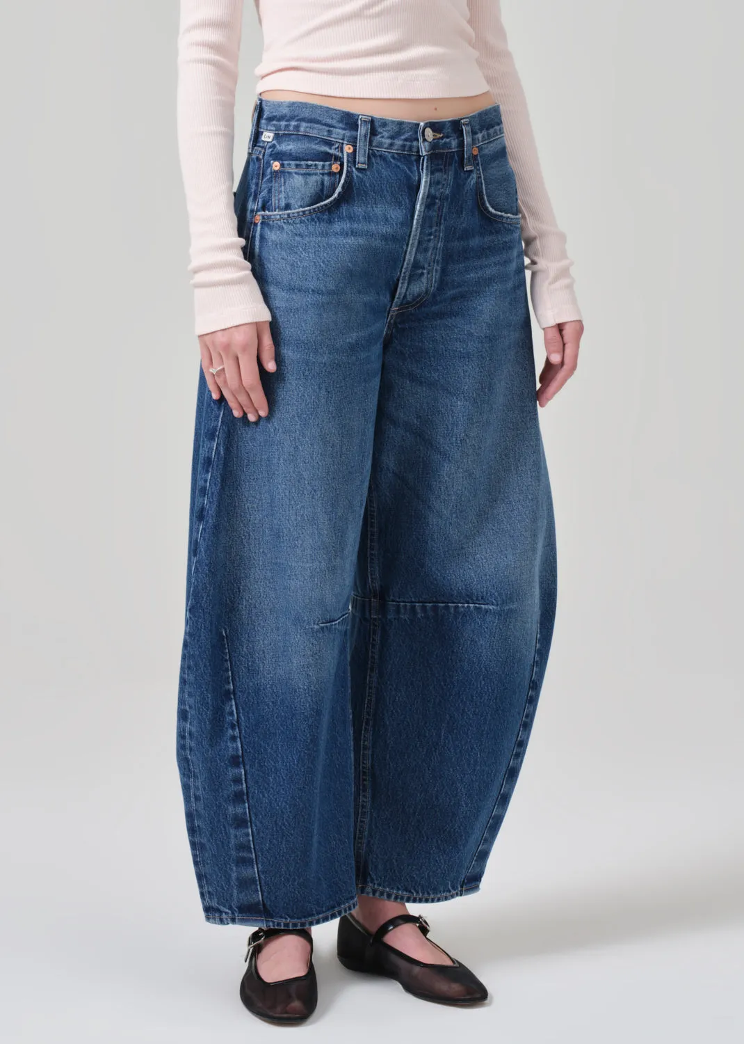 Petite Horseshoe Jean in Claremont sold by Citizens Of Humanity product image thumbnail 4