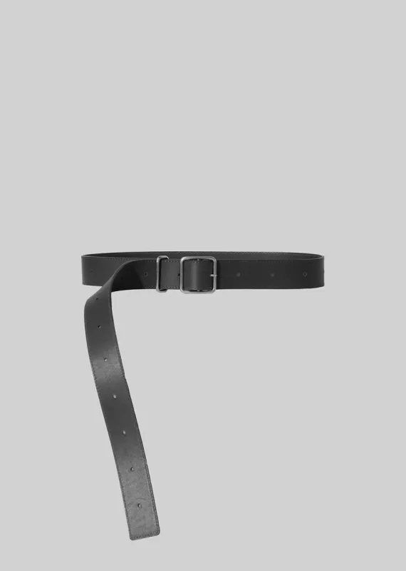 Janessa Leoné Bowe Belt in Black made by Janessa Leone