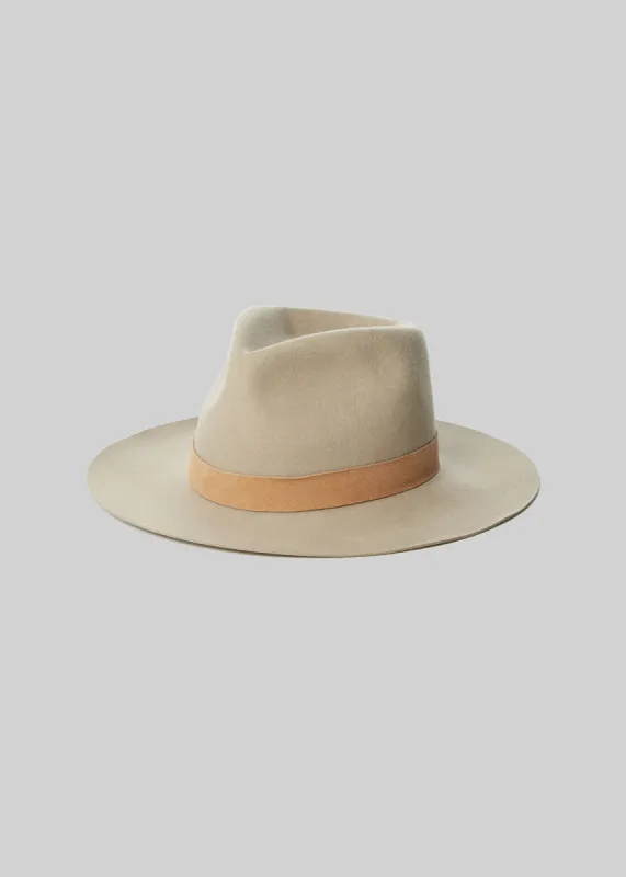 Janessa Leoné Ross Hat in Clay sold by Citizens Of Humanity