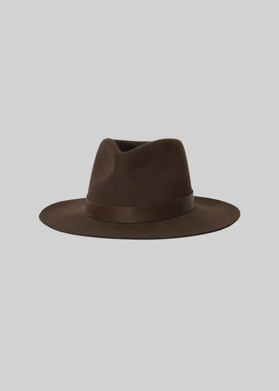 Janessa Leoné Ross Hat in Chocolate sold by Citizens Of Humanity
