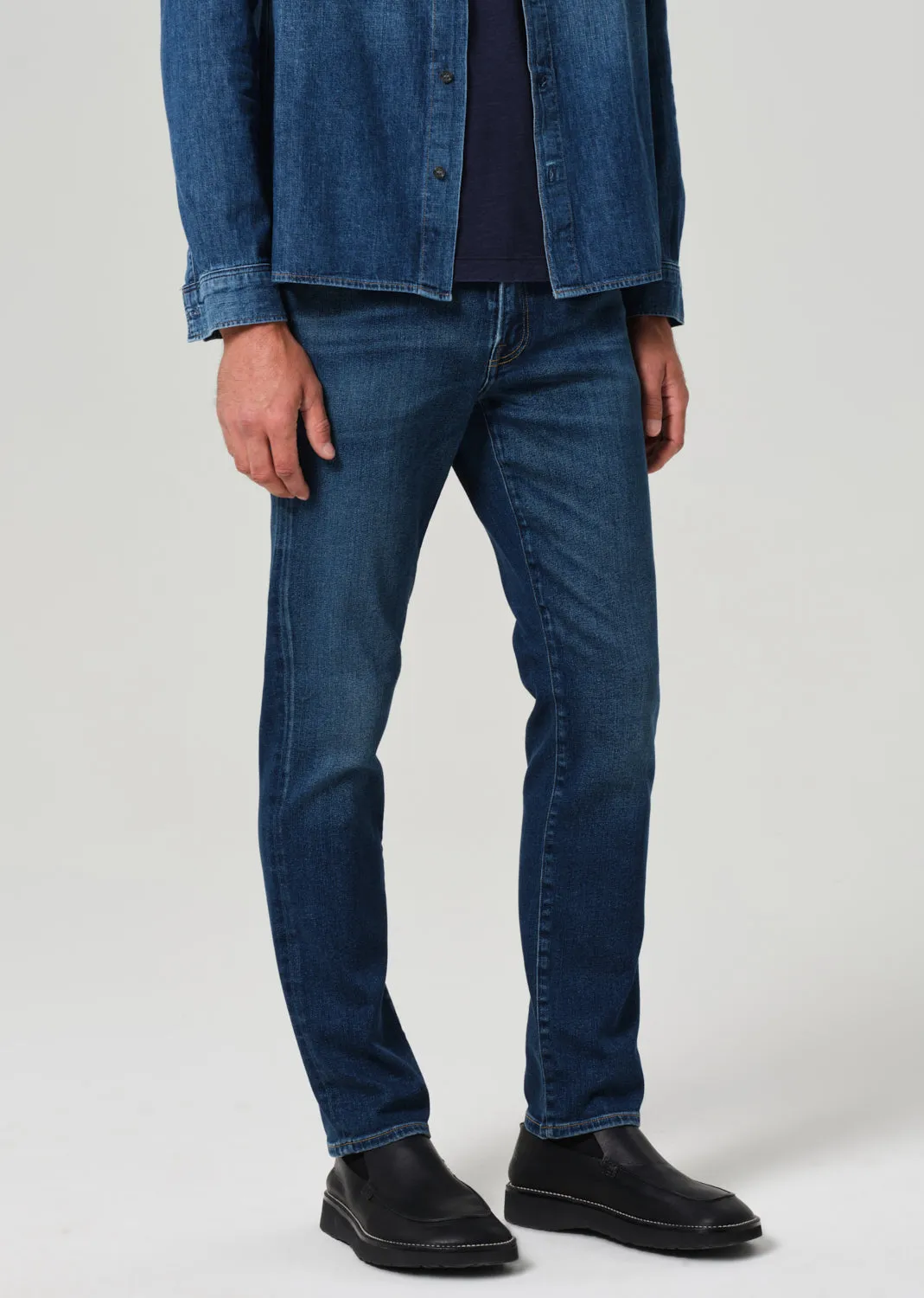 Gage Slim Straight Perform in Watson sold by Citizens Of Humanity product image thumbnail 5