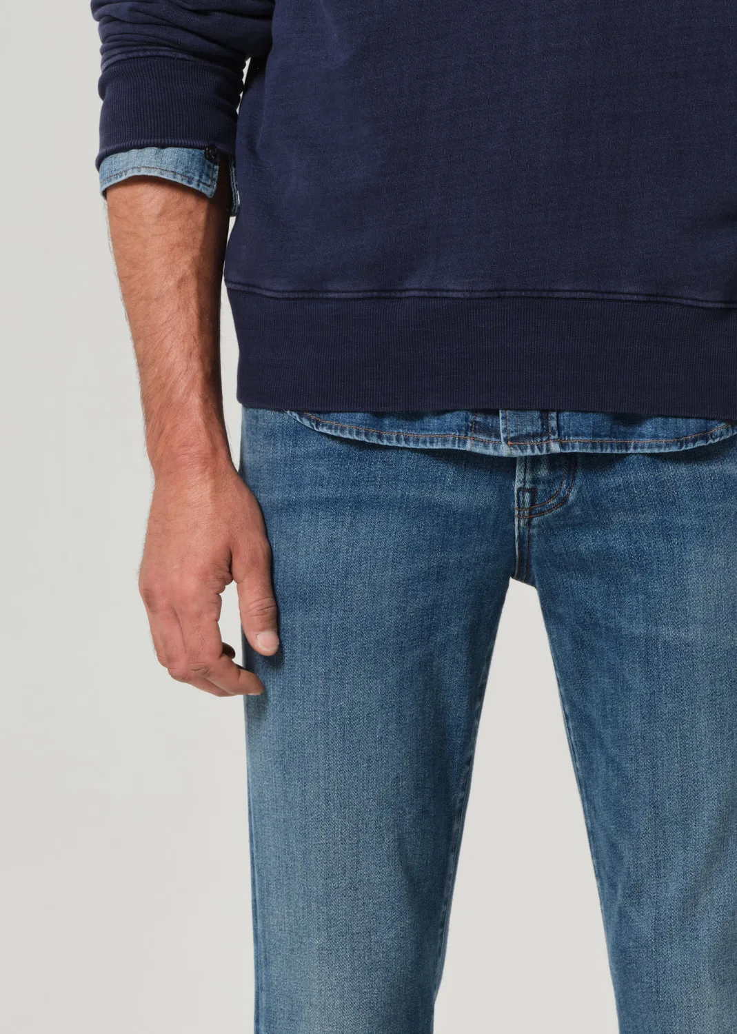 London Tapered Slim Perform in Avalon sold by Citizens Of Humanity product image thumbnail 5