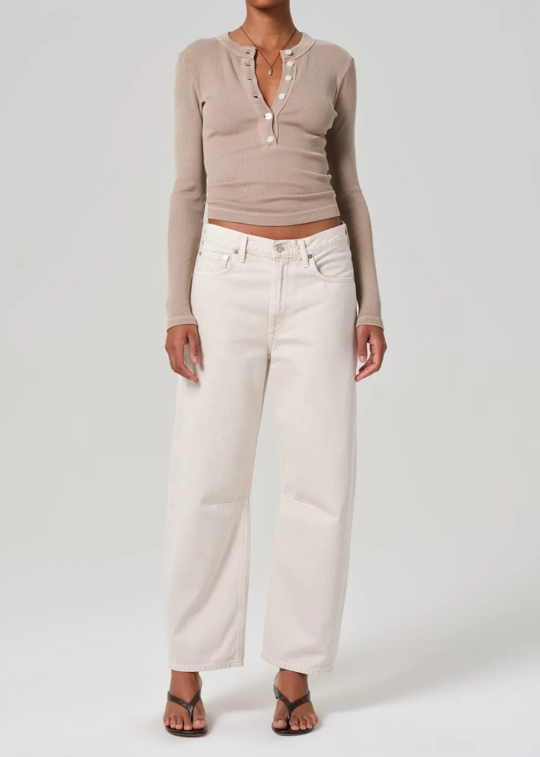 Varra Henley in Sandatlas sold by Citizens Of Humanity product image thumbnail 5