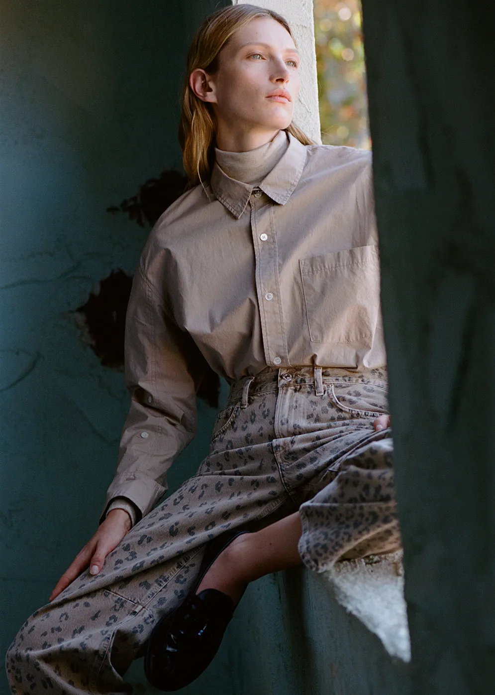 Kayla Shirt in Sandatlas sold by Citizens Of Humanity product image thumbnail 2