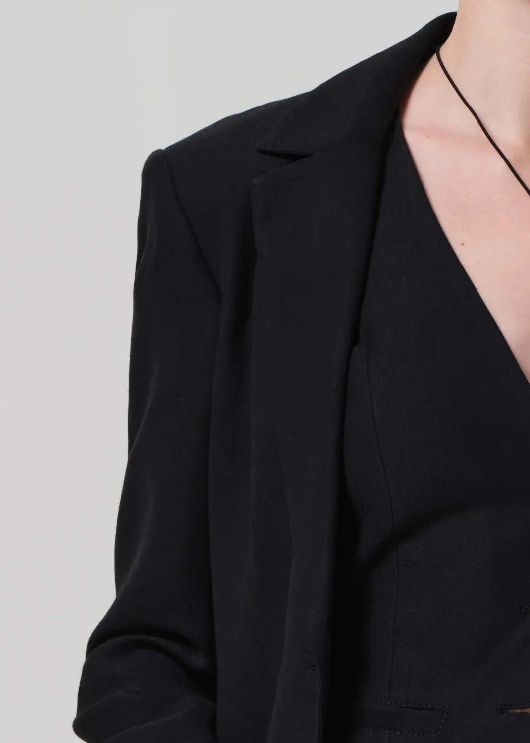Unlined Weekend Blazer Linen Twill in Black sold by Citizens Of Humanity product image thumbnail 4