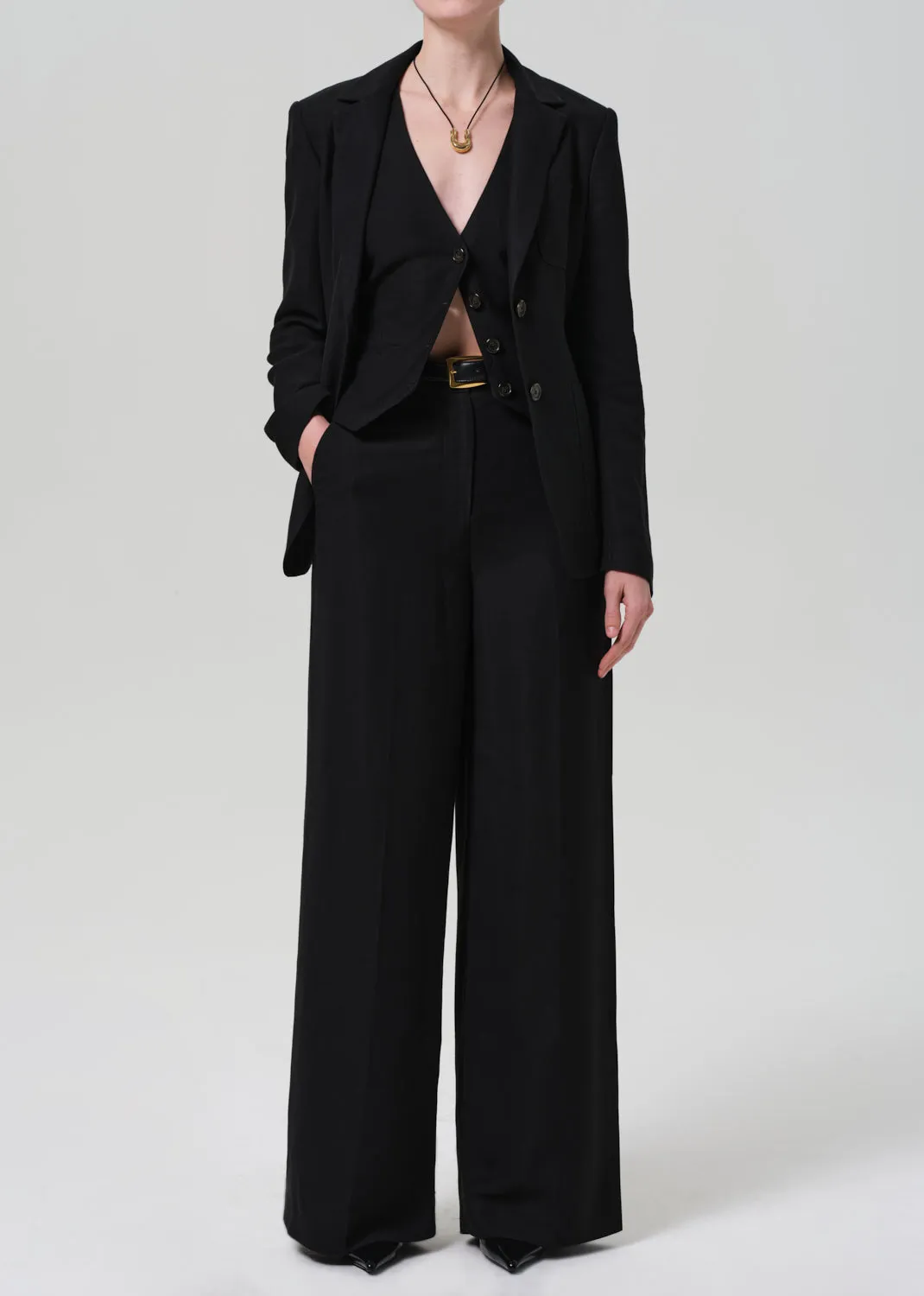 Unlined Weekend Blazer Linen Twill in Black sold by Citizens Of Humanity product image thumbnail 5