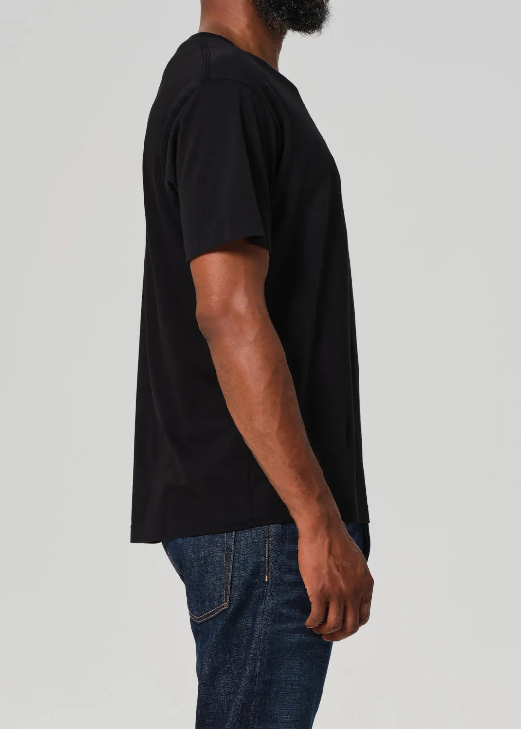 Everyday Short Sleeve Tee in Black sold by Citizens Of Humanity product image thumbnail 4