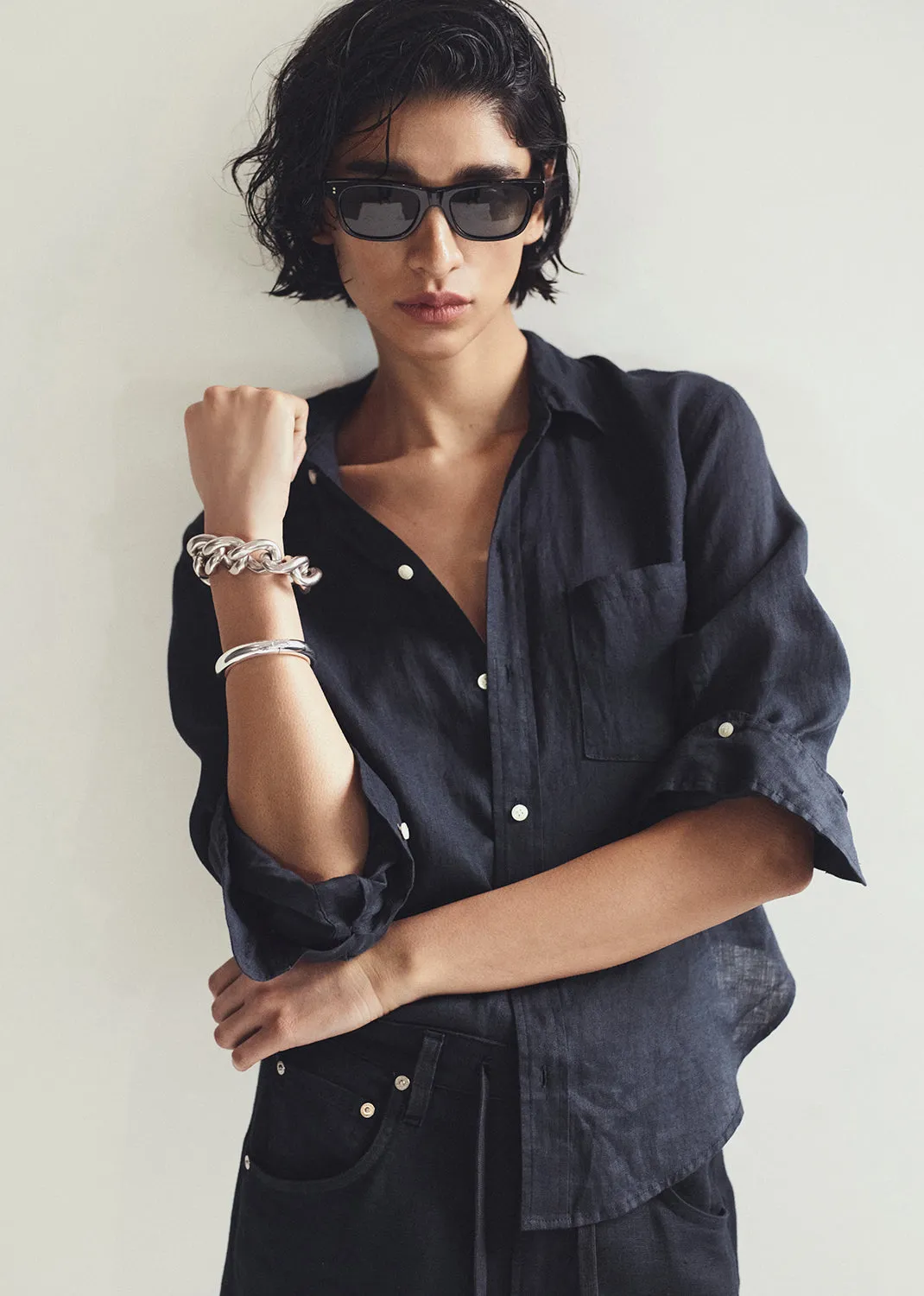 Kayla Shrunken Linen Shirt in True Navy sold by Citizens Of Humanity product image thumbnail 2