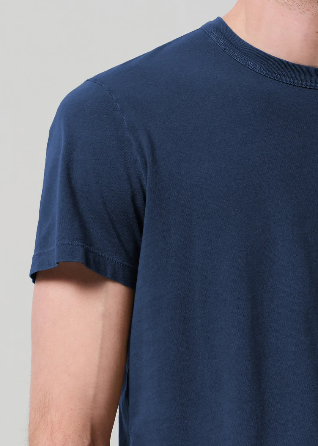Everyday Short Sleeve Tee in Indigo sold by Citizens Of Humanity product image thumbnail 5