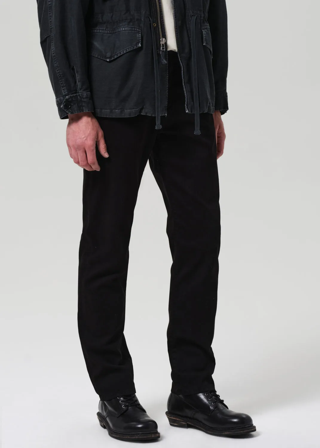 Elijah Straight Cashmere Touch Twill in Black sold by Citizens Of Humanity product image thumbnail 5