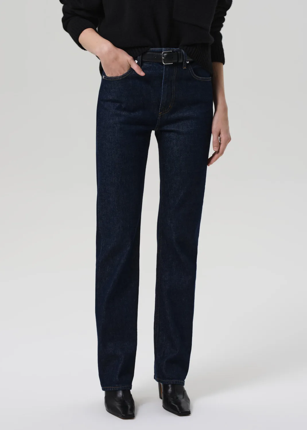 Zurie Straight in Helia sold by Citizens Of Humanity product image thumbnail 4