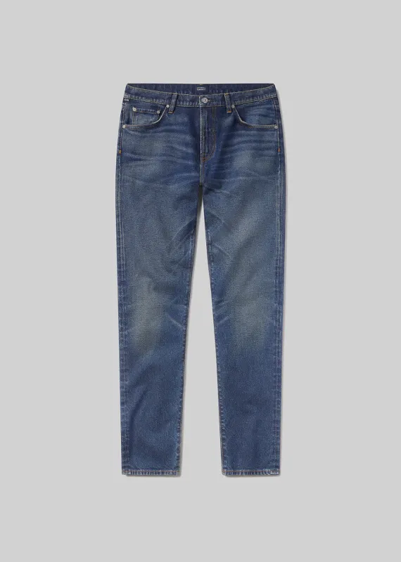 London Tapered Slim Archive in Kester sold by Citizens Of Humanity
