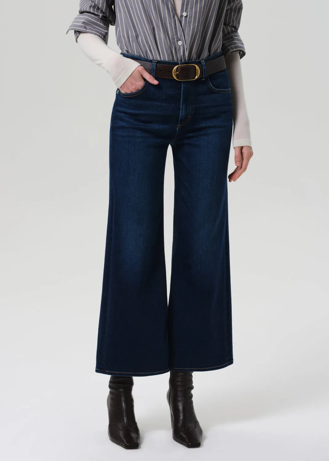 Lyra Wide Leg Crop Clean Hem in Dakota sold by Citizens Of Humanity product image thumbnail 4