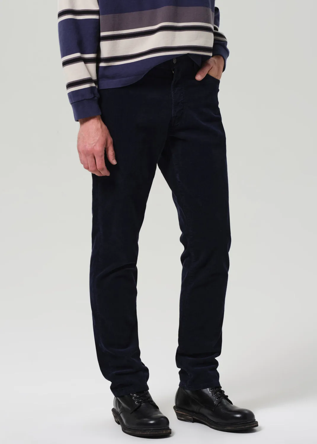 Elijah Straight Stretch Corduroy in Navy sold by Citizens Of Humanity product image thumbnail 5