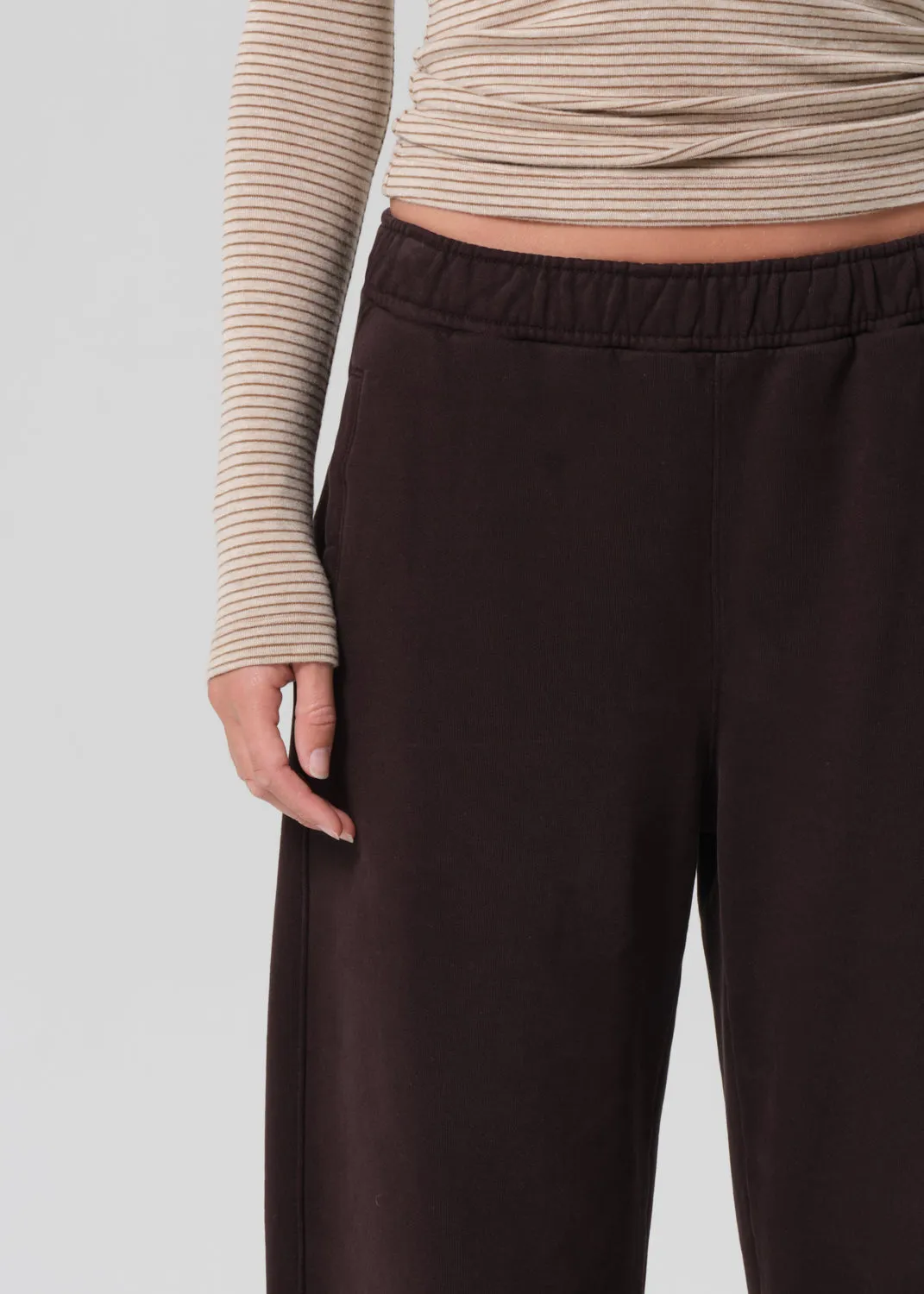 Miro Sweatpant in Chocolate sold by Citizens Of Humanity product image thumbnail 5
