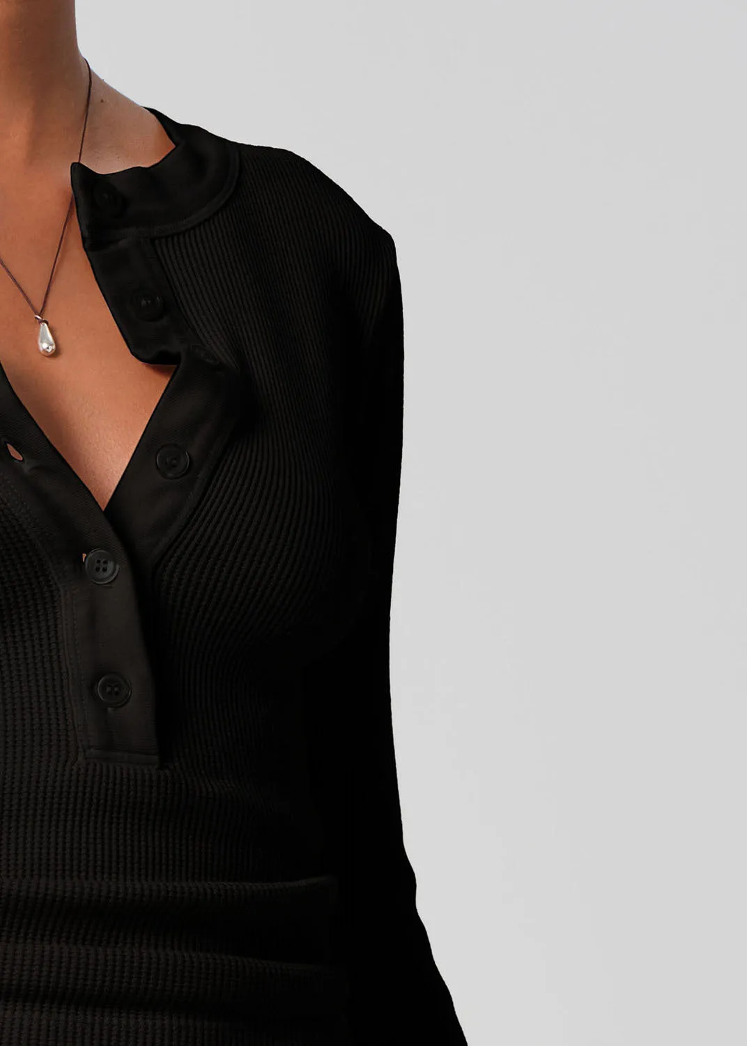 Varra Waffle Henley in Black sold by Citizens Of Humanity product image thumbnail 4