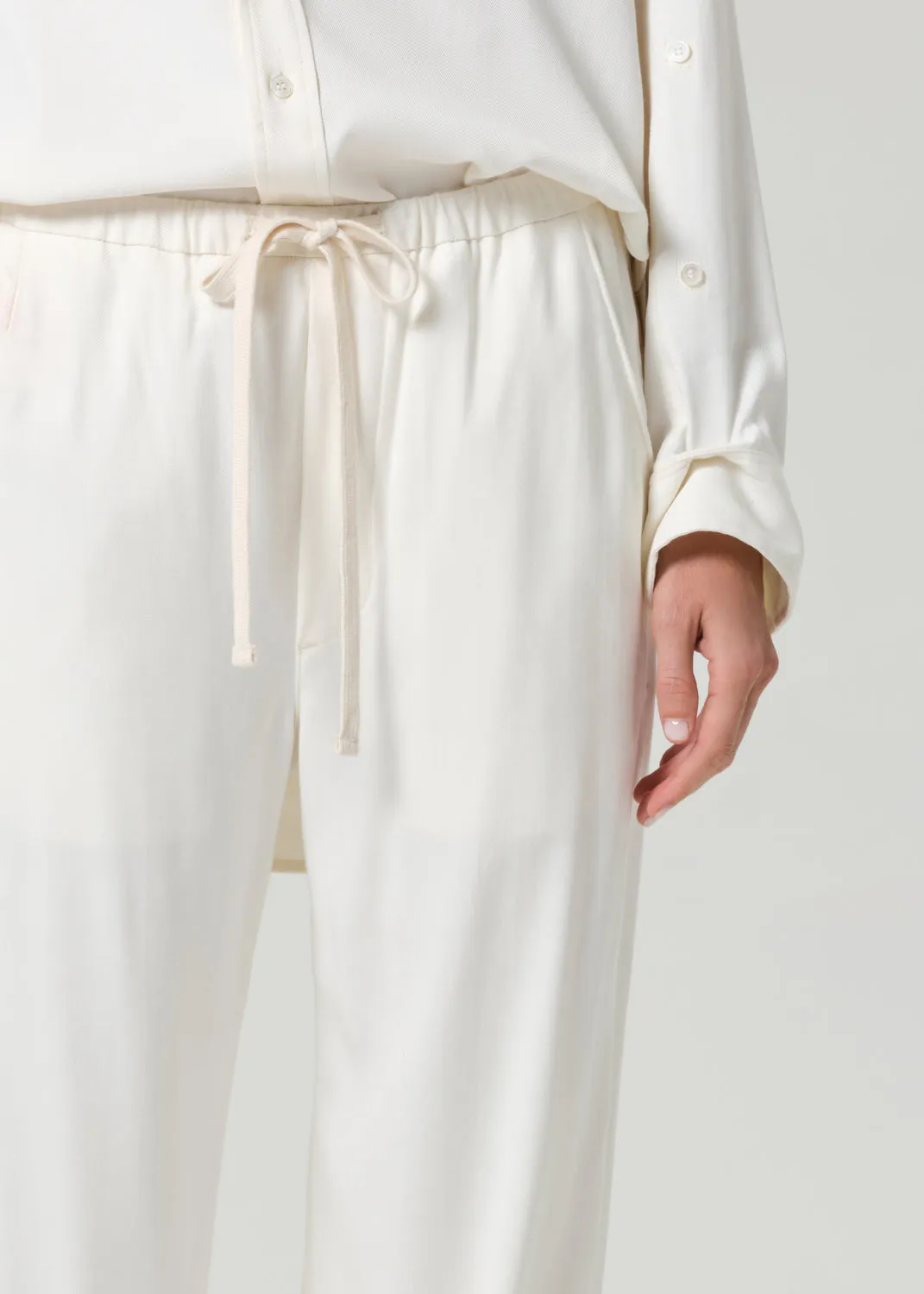 Bubble Pull On in Moonlight sold by Citizens Of Humanity product image thumbnail 5