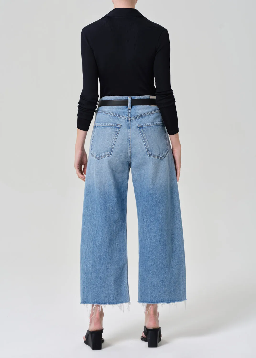 Ayla Raw Hem Crop in Honour sold by Citizens Of Humanity product image thumbnail 2
