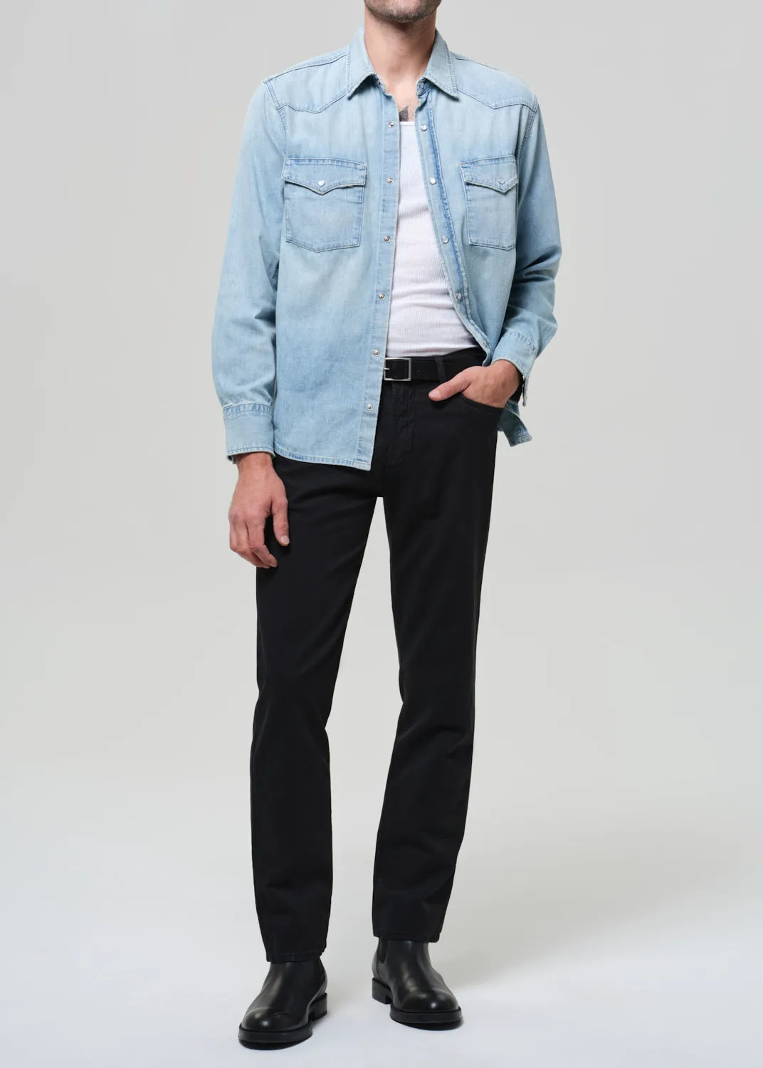 Elijah Straight Comfort Stretch Linen in Washed Black sold by Citizens Of Humanity product image thumbnail 3