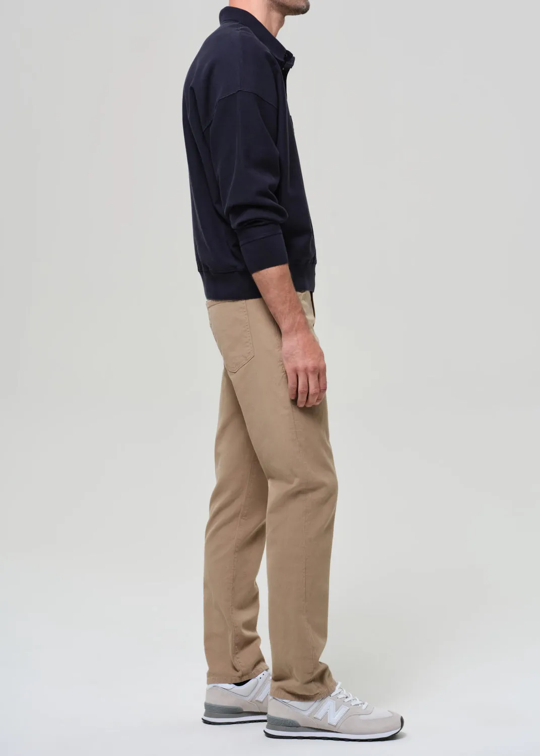 Elijah Straight Comfort Stretch Linen in Sand sold by Citizens Of Humanity product image thumbnail 5