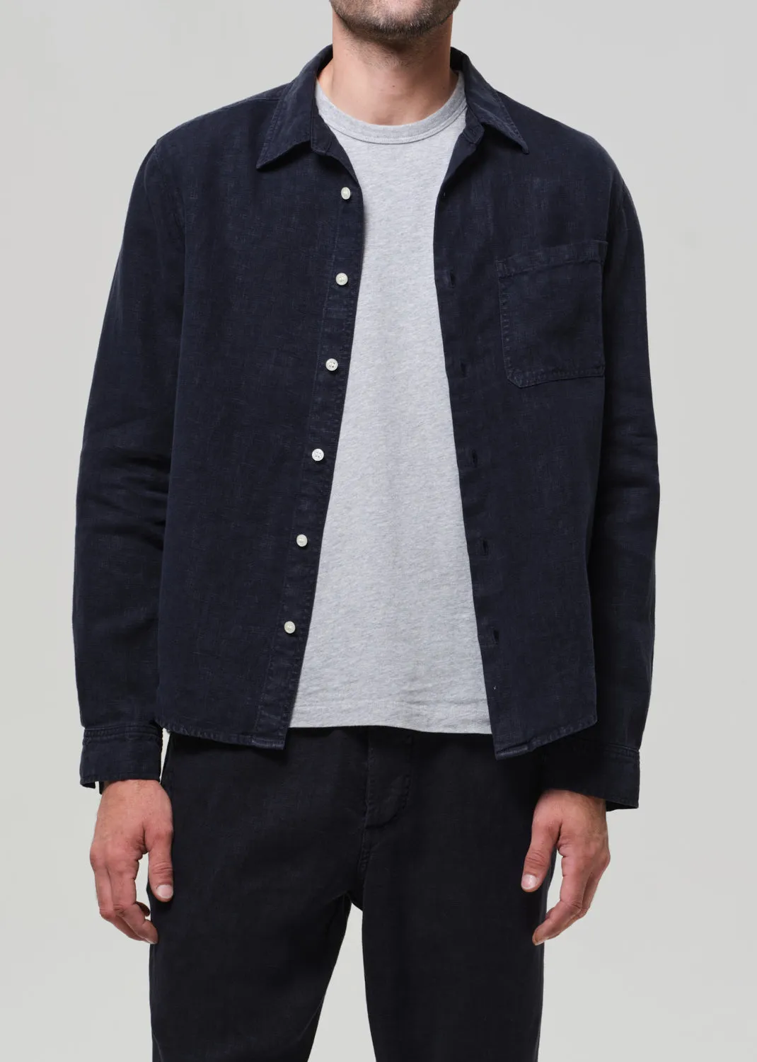 Single Pocket Linen Workshirt in Navy sold by Citizens Of Humanity product image thumbnail 3
