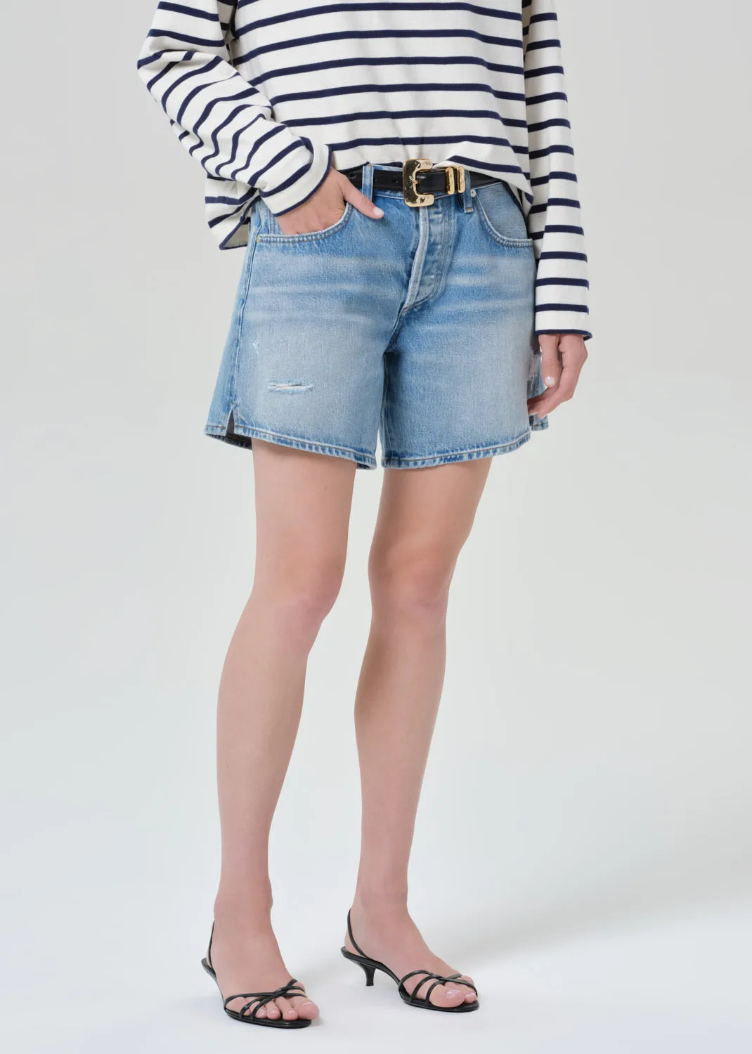 Billie Relaxed Short in Sparrow sold by Citizens Of Humanity product image thumbnail 4