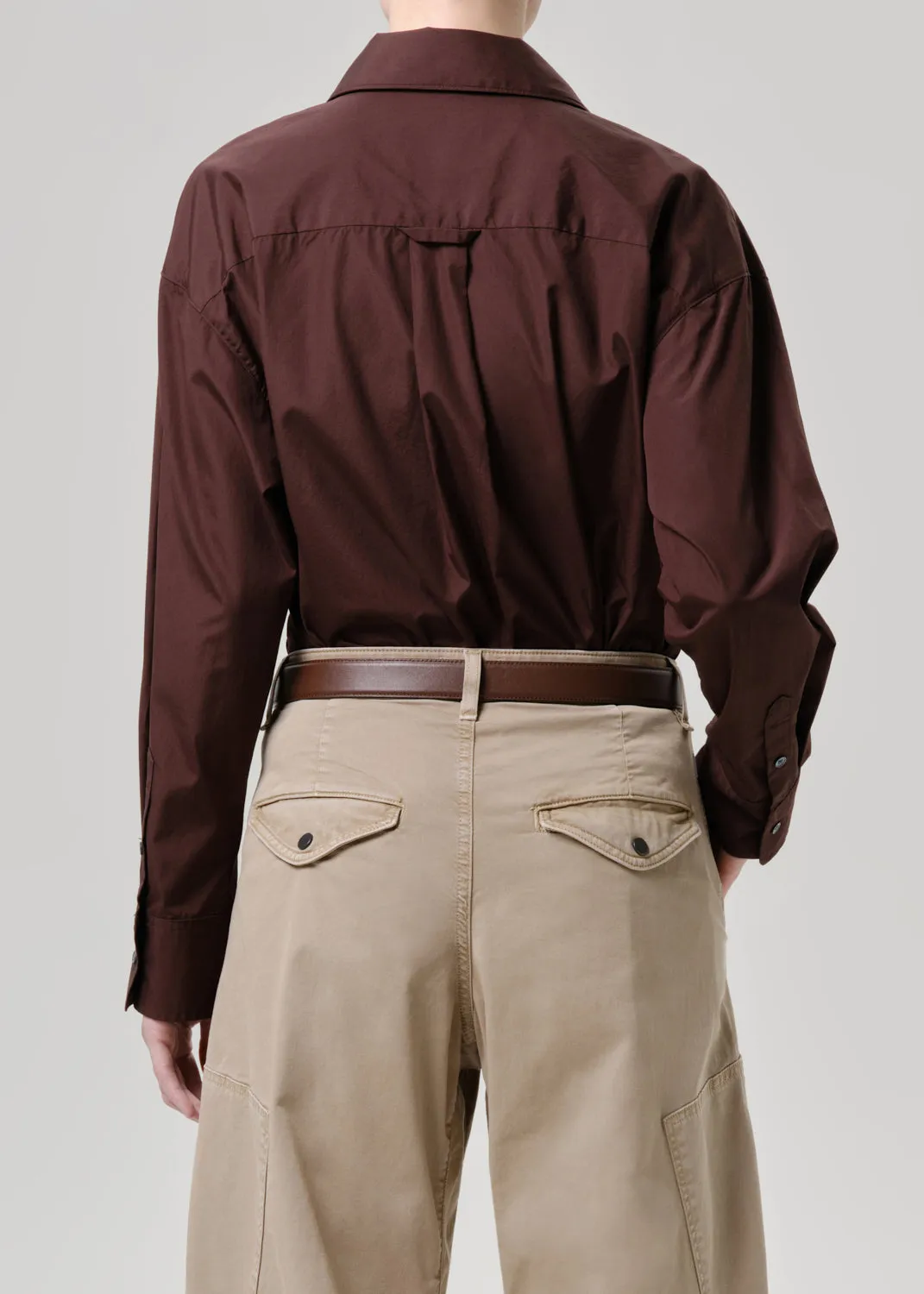Thea Boyfriend Poplin Shirt in Brun sold by Citizens Of Humanity product image thumbnail 2