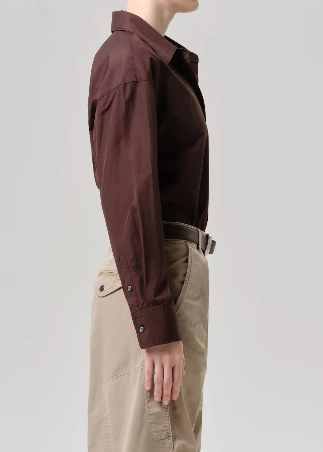Thea Boyfriend Poplin Shirt in Brun sold by Citizens Of Humanity product image thumbnail 3