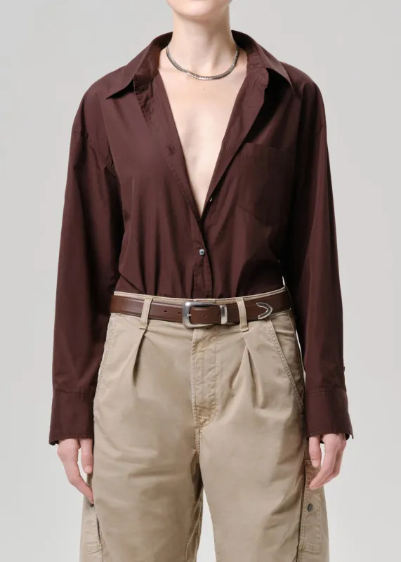 Thea Boyfriend Poplin Shirt in Brun made by Citizens Of Humanity