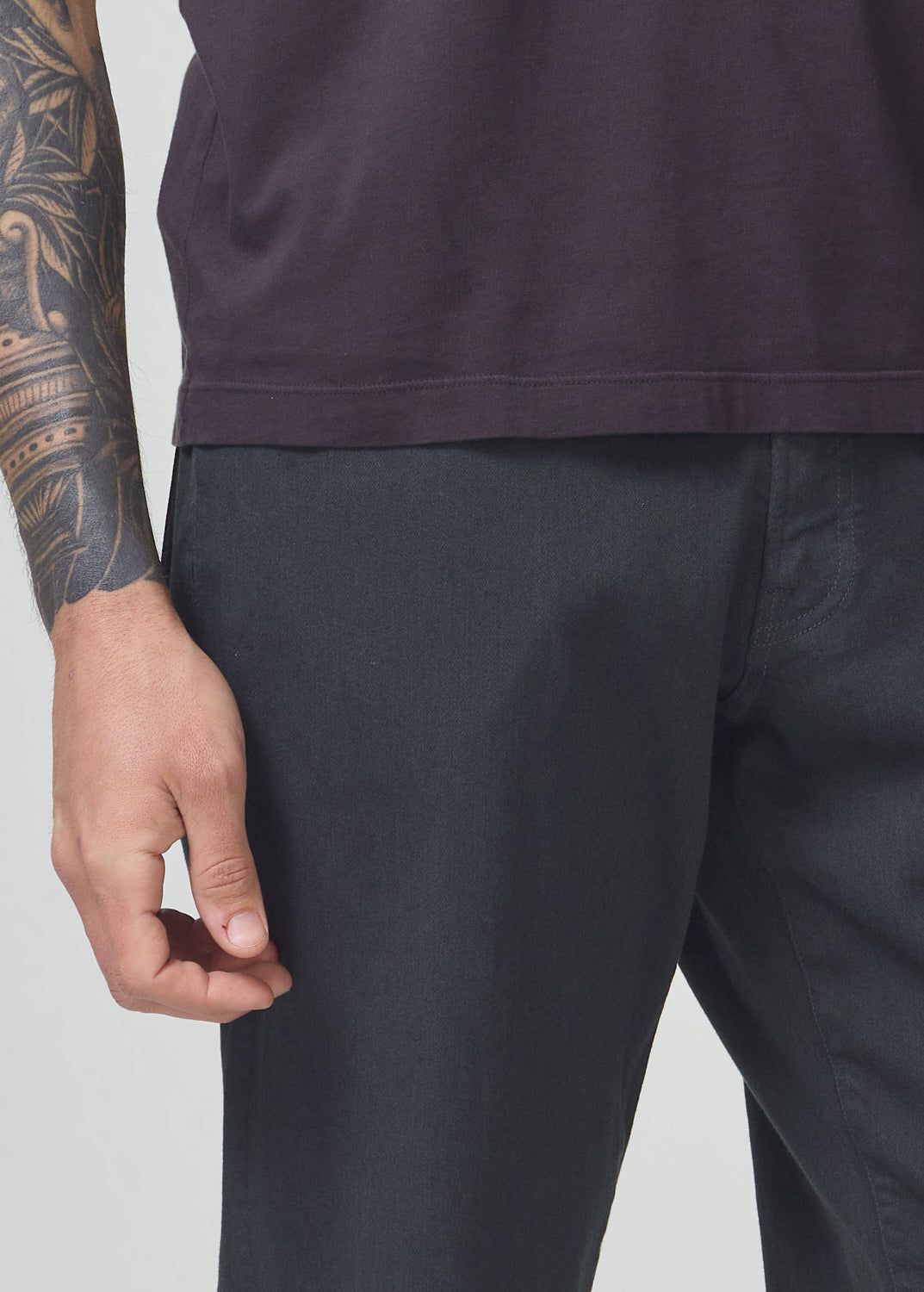 Gage Slim Straight Soft Weft in Seaweed sold by Citizens Of Humanity product image thumbnail 4