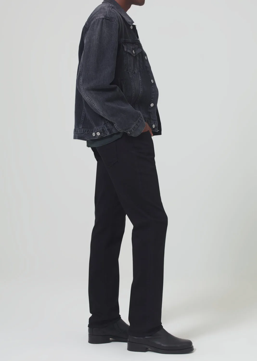 Gage Slim Straight Soft Weft in Black sold by Citizens Of Humanity product image thumbnail 4