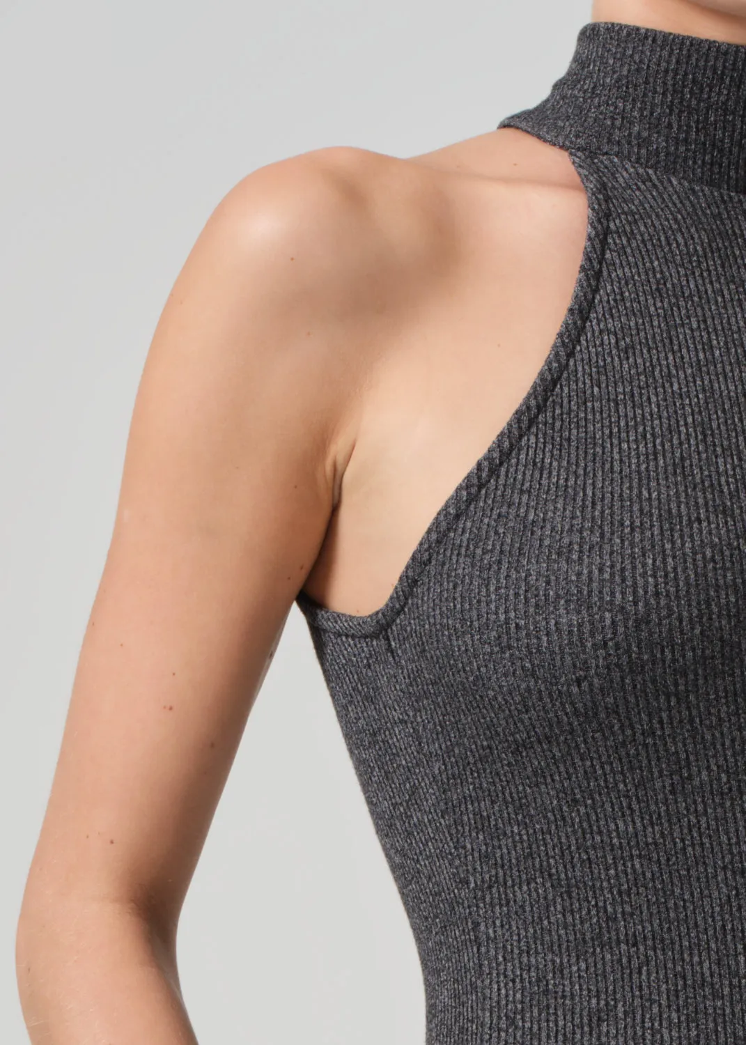 Dani Sleeveless Mock Neck in Black sold by Citizens Of Humanity product image thumbnail 4