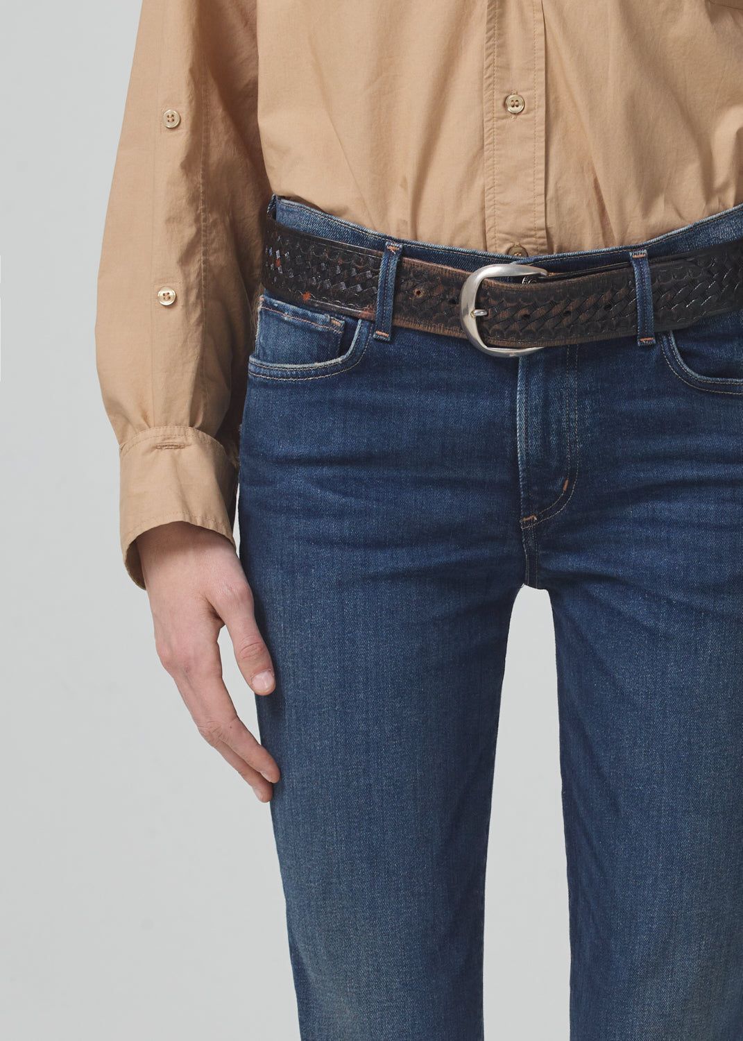 Ella Mid Rise Crop Slim in Sky Lantern sold by Citizens Of Humanity product image thumbnail 5