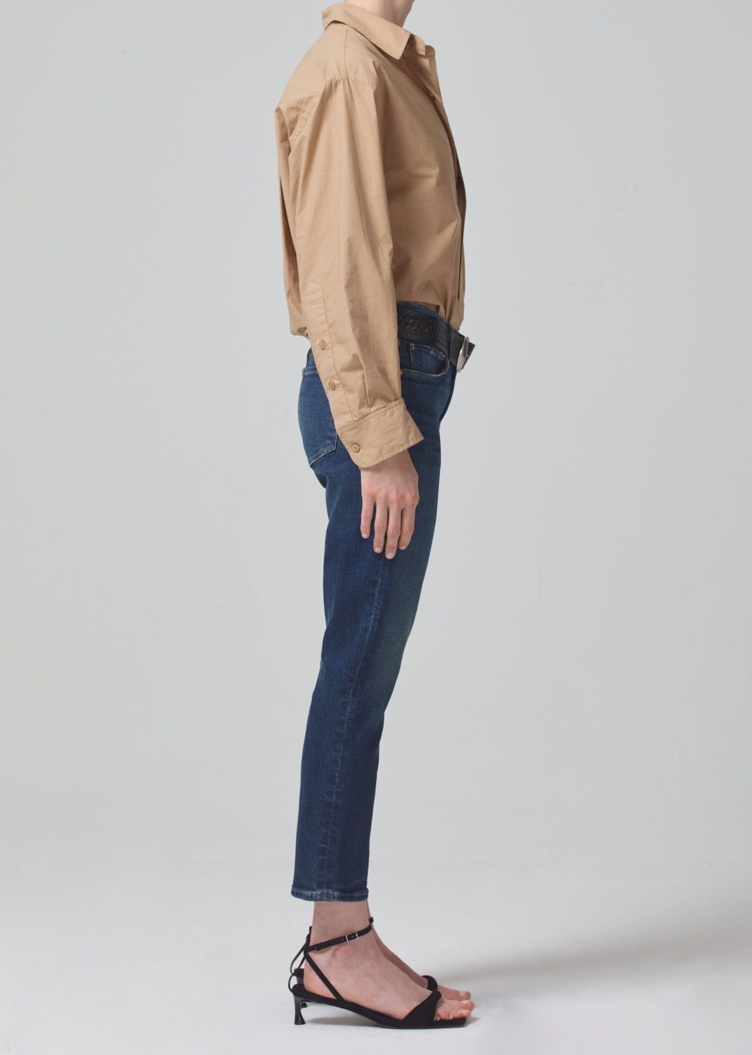 Ella Mid Rise Crop Slim in Sky Lantern sold by Citizens Of Humanity product image thumbnail 3