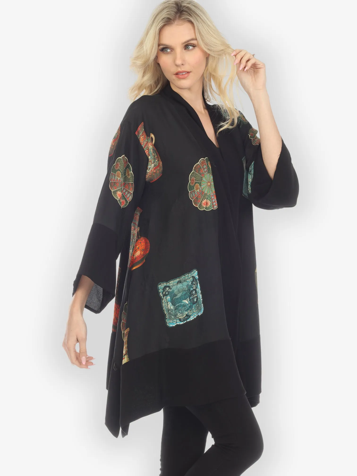 Vase Antique Crest Silk Kimono Jacket sold by Citron product image thumbnail 3