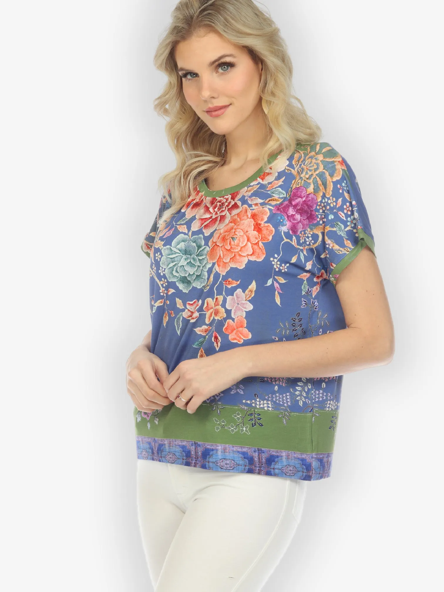 Queenly Radiant Charm Cap Sleeves Tee sold by Citron product image thumbnail 2