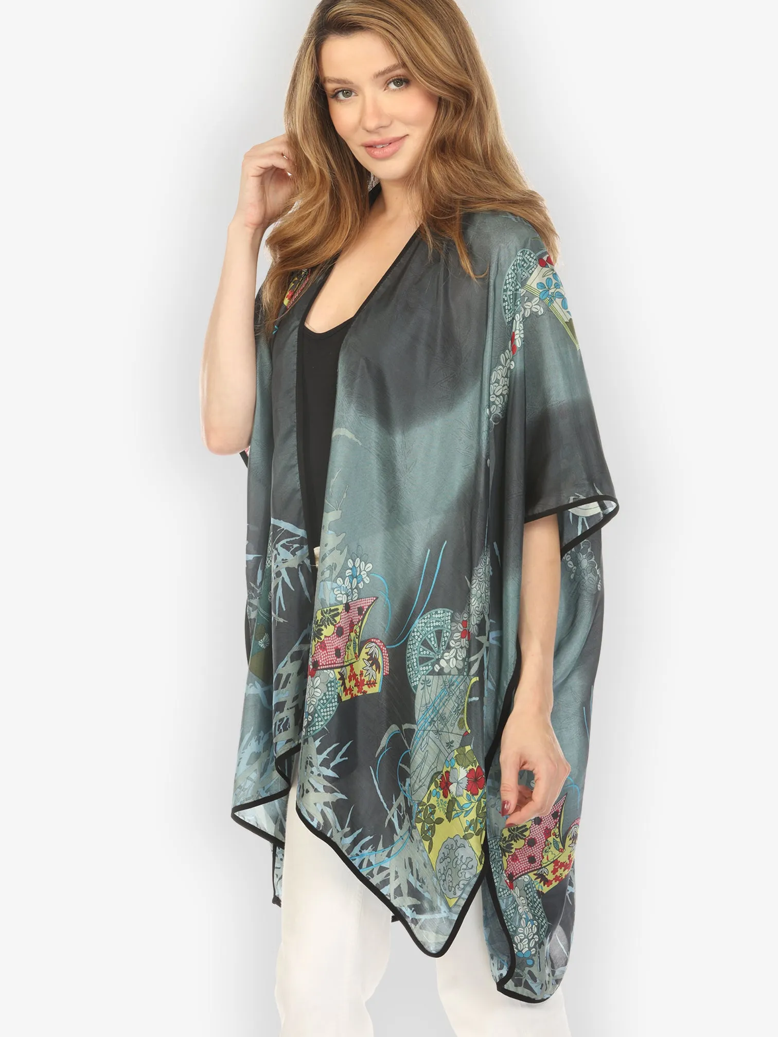 Classic Wheel Bamboo Silk Poncho - M sold by Citron product image thumbnail 3