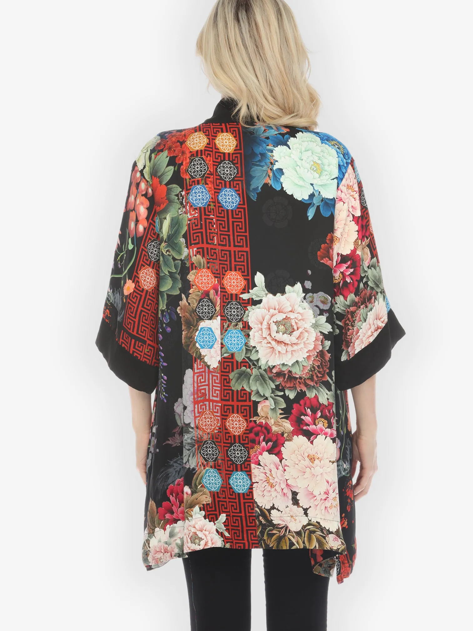 Peony Crest Border Silk Kimono Jacket sold by Citron product image thumbnail 4