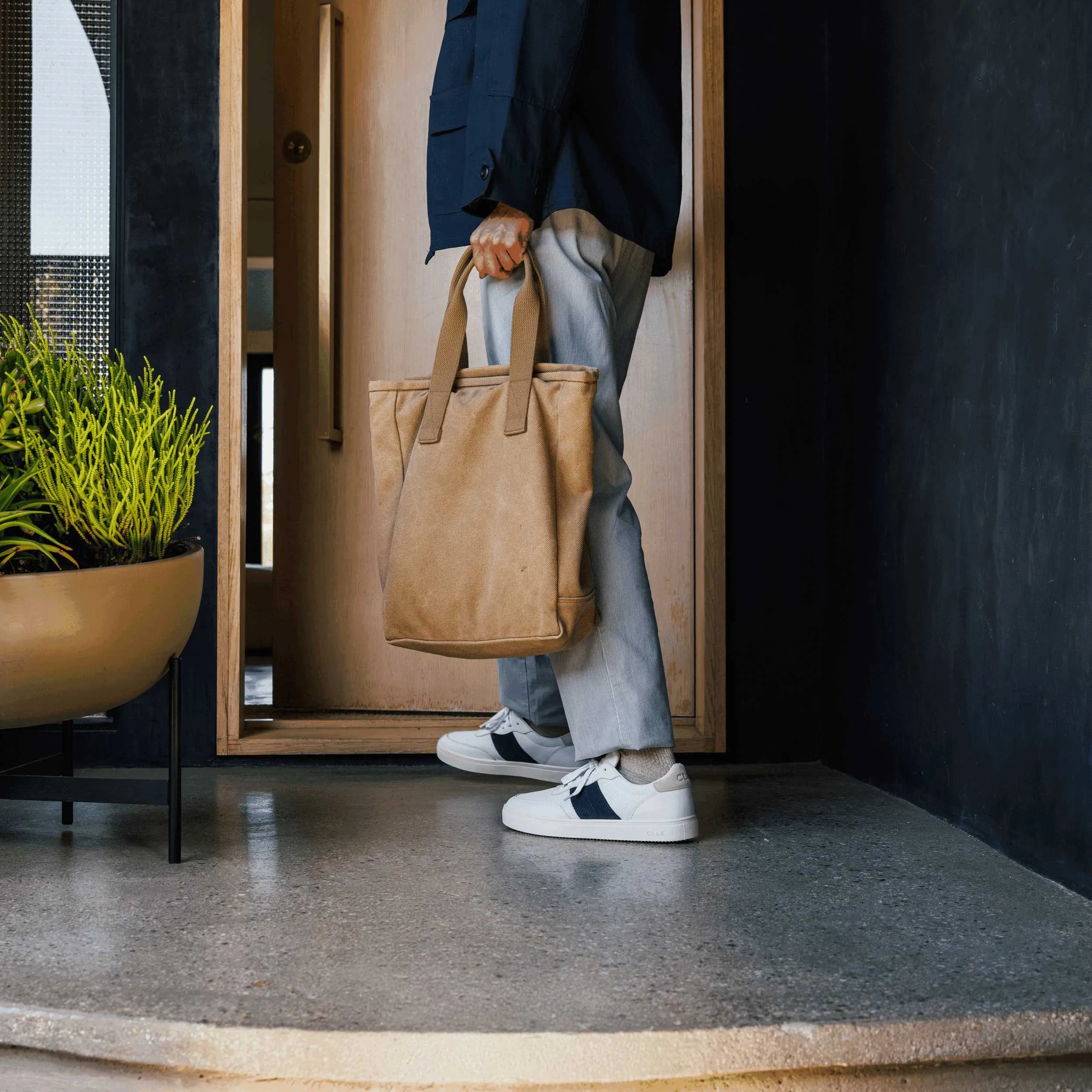 DAVIS sold by Clae product image thumbnail 2