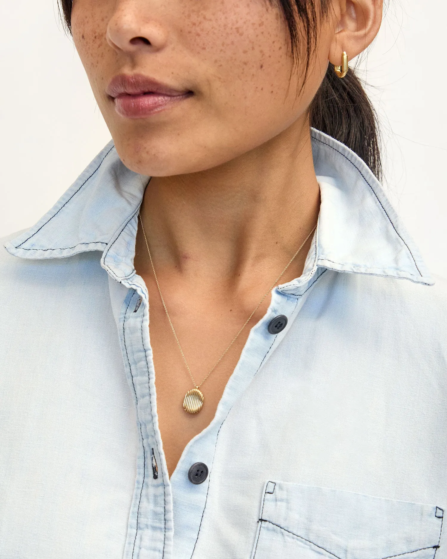 Ridge Locket sold by Clare Vivier product image thumbnail 2