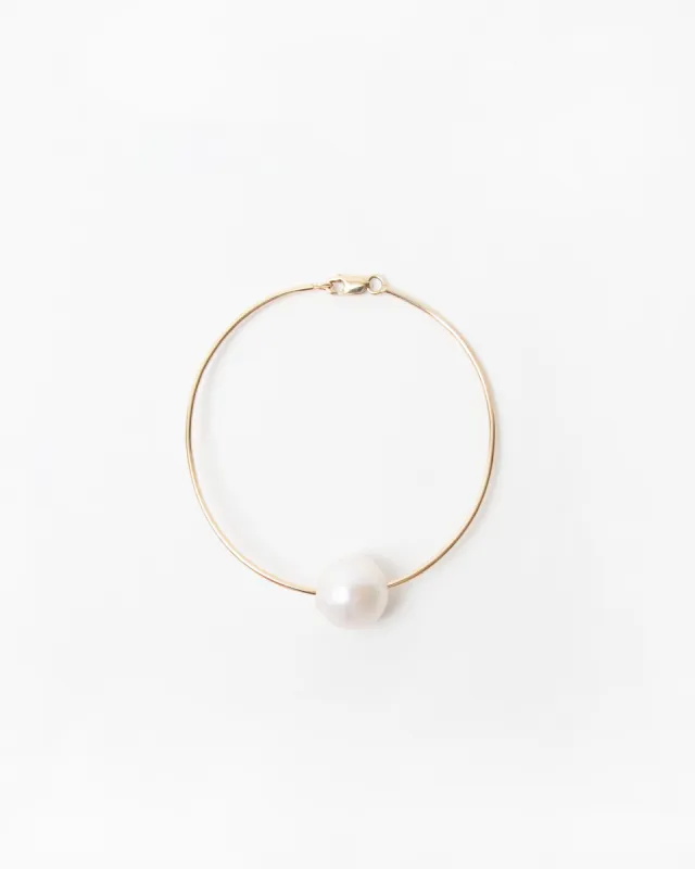 Baroque Pearl O Bracelet sold by Clare Vivier