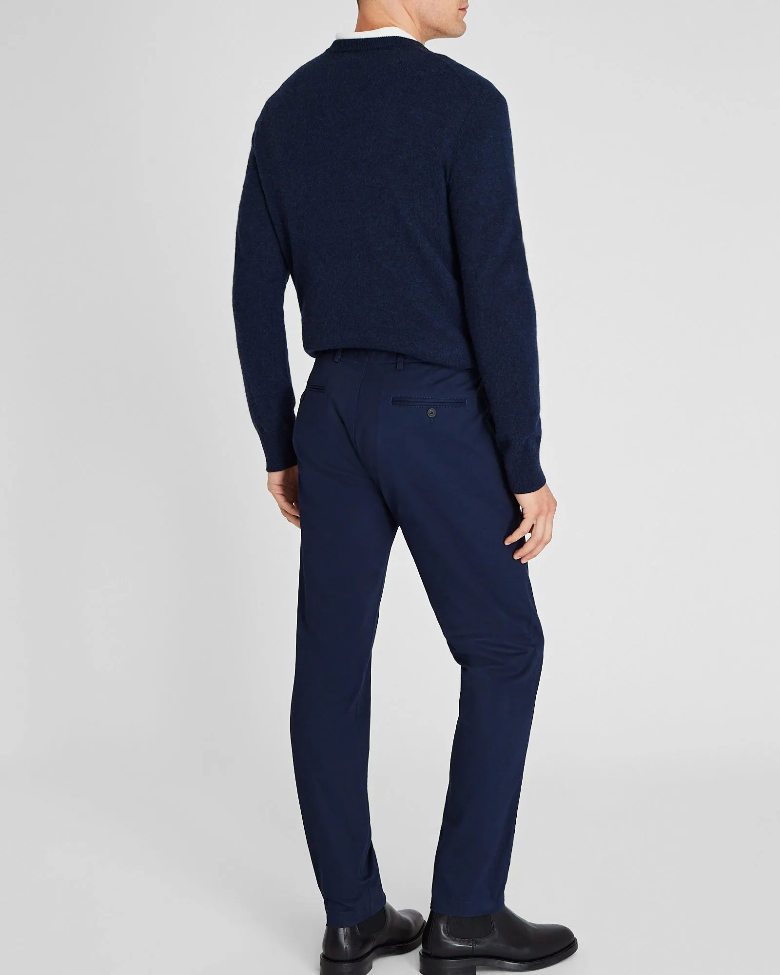 Connor Chino sold by Club Monaco product image thumbnail 3