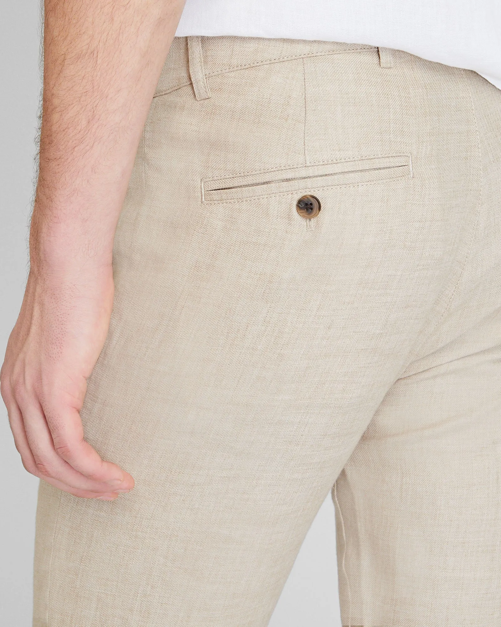Connor Linen Pant sold by Club Monaco product image thumbnail 4