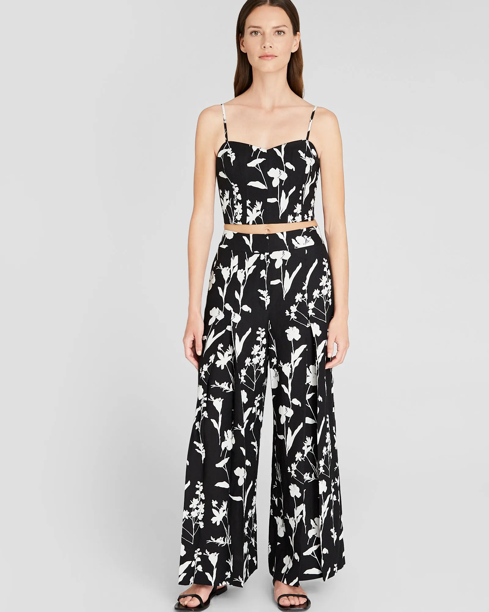 Printed Pleat Detail Elasticated Pant sold by Club Monaco product image thumbnail 4