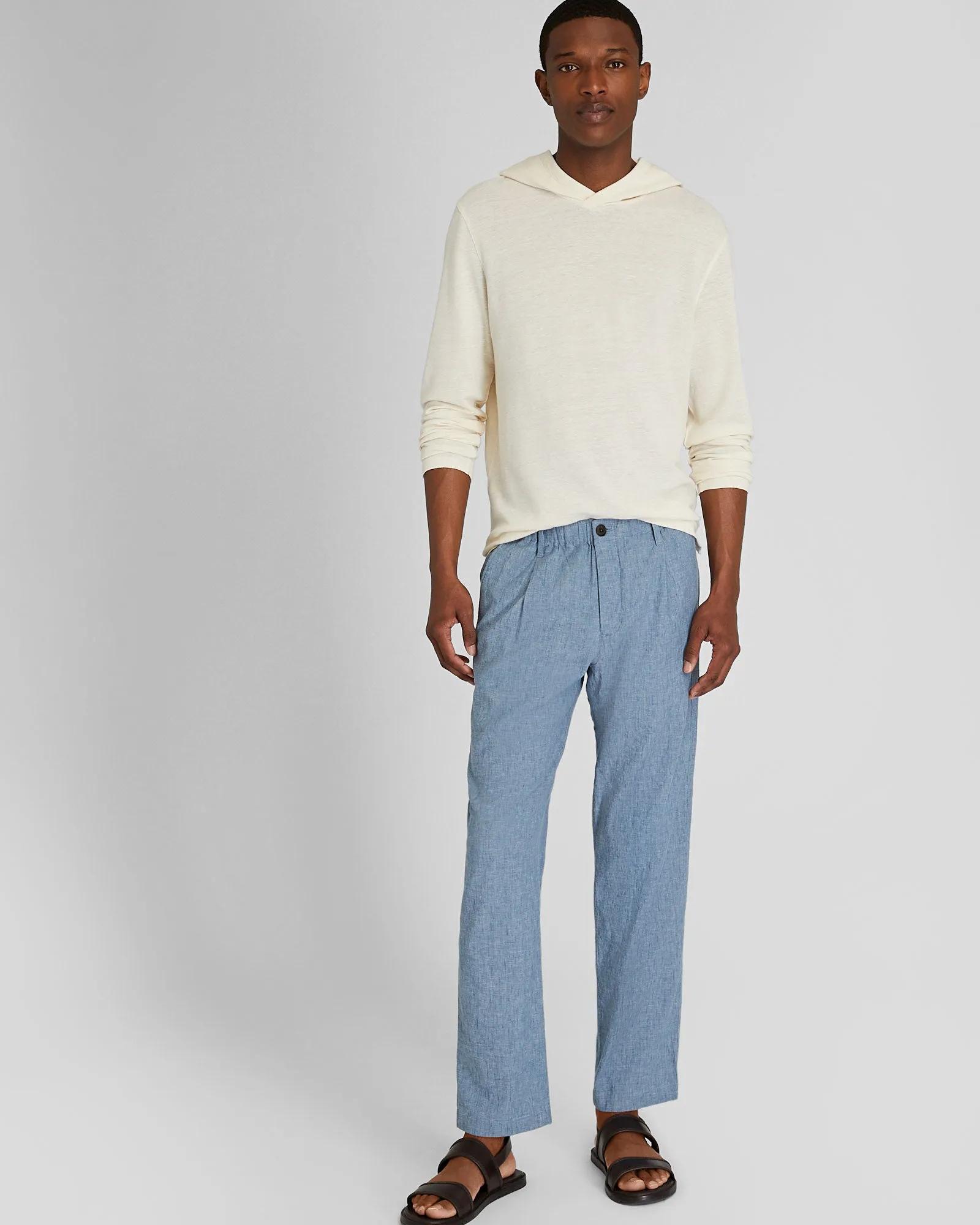 Relaxed Tapered Linen-Blend Pant sold by Club Monaco product image thumbnail 4