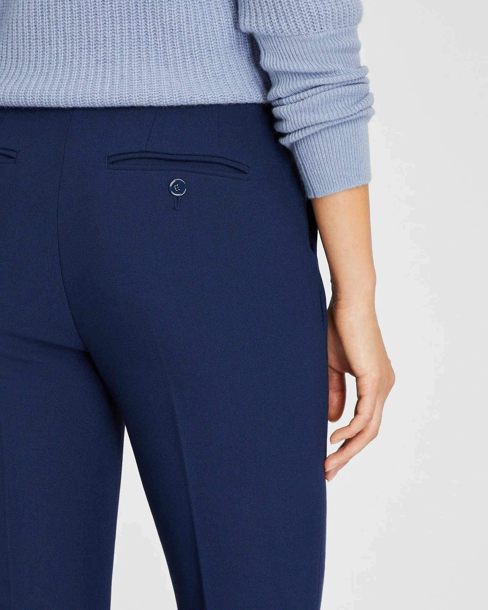 Kick Crop Pant sold by Club Monaco product image thumbnail 3