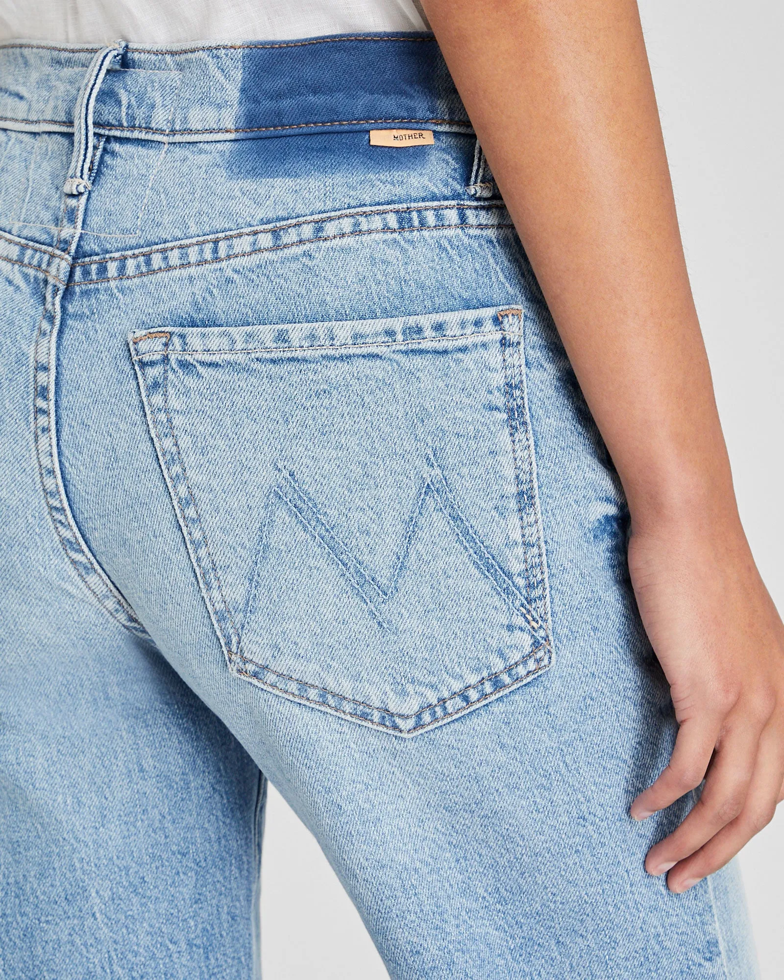 MOTHER The Kick It Jeans sold by Club Monaco product image thumbnail 3