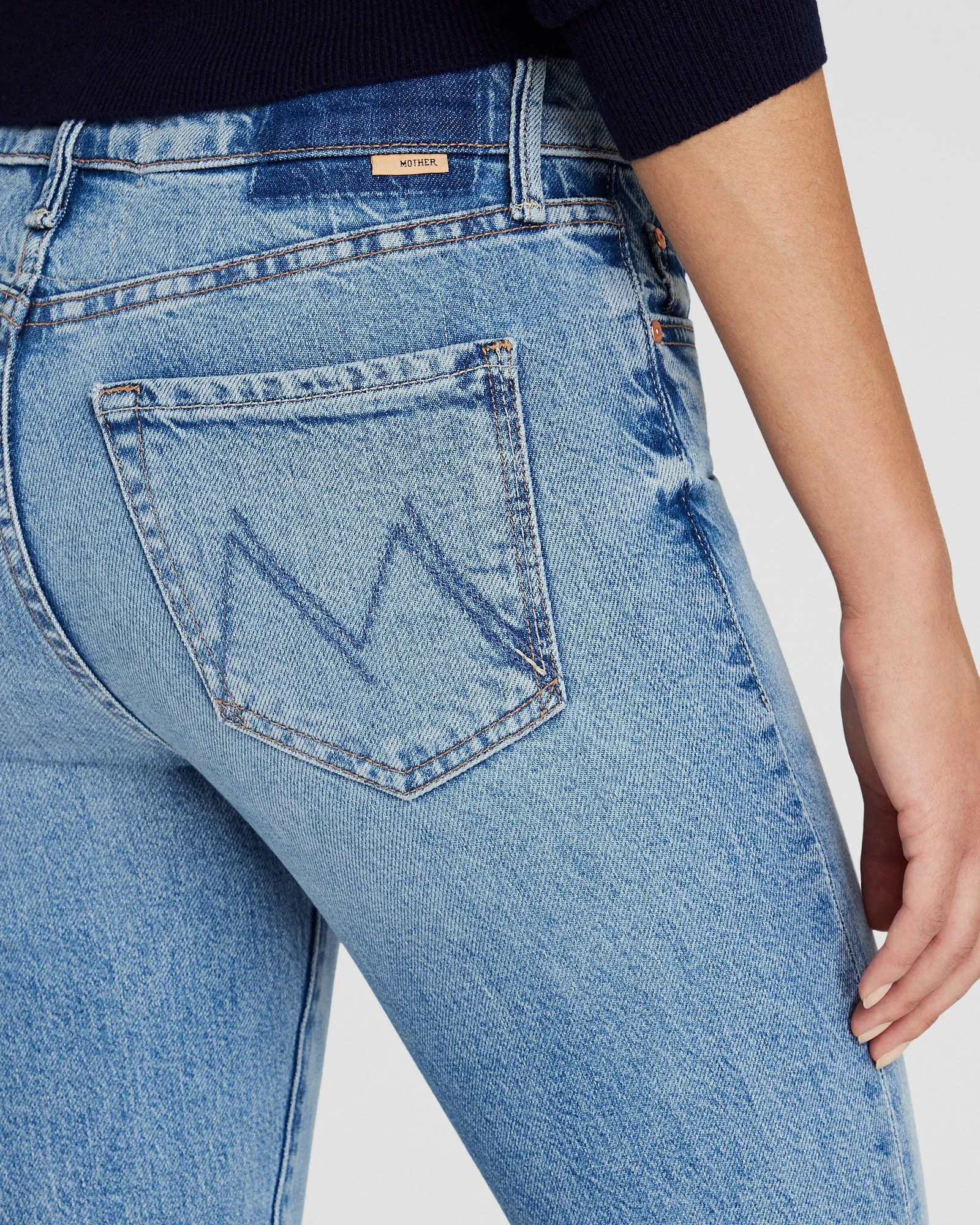 MOTHER The Outsider Flood Fray Jeans sold by Club Monaco product image thumbnail 3